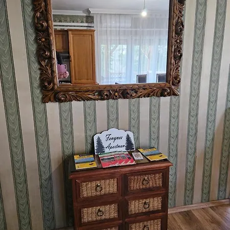 Fenyves Apartment *